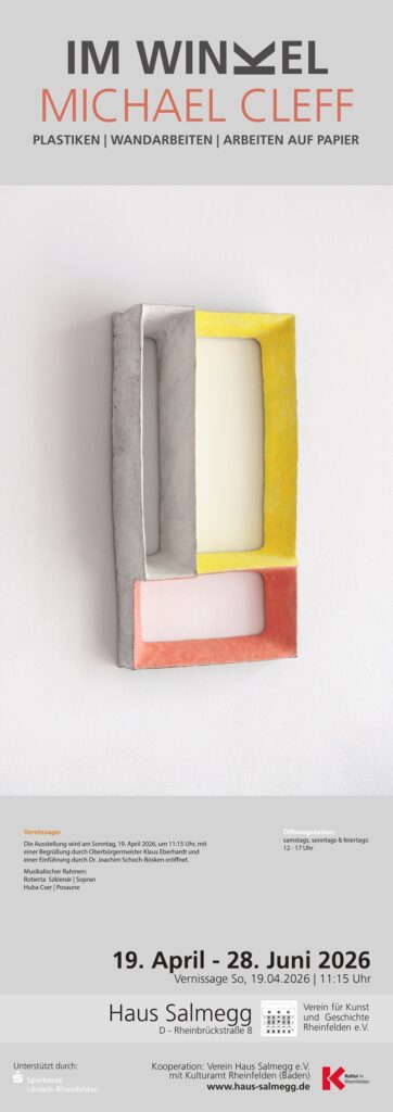 Wandplastik von Michael Cleff: geometrische Betonform mit gelben, cremefarbenen und rosaroten Farbflächen